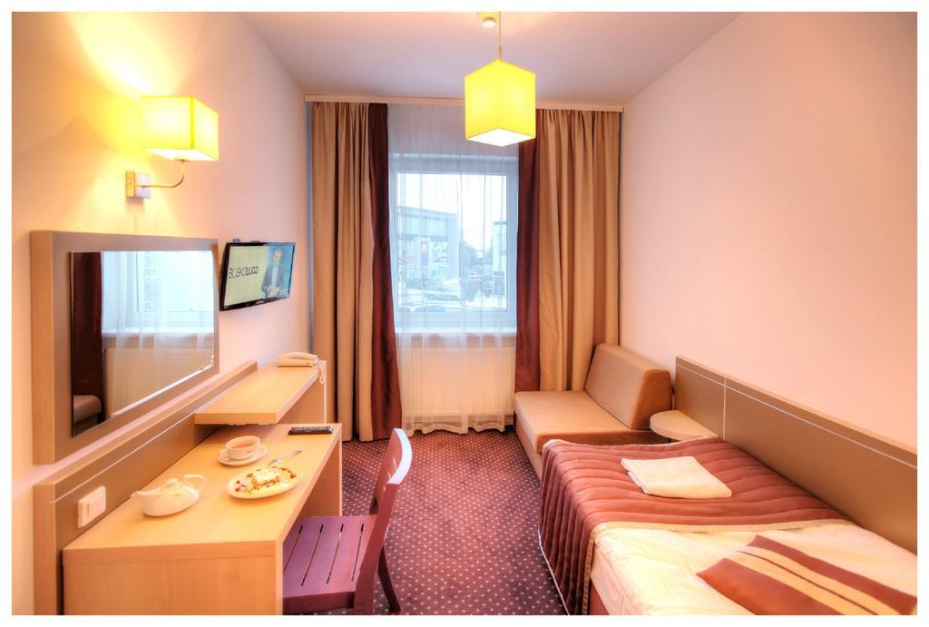 Arche Hotel Siedlce Exterior photo